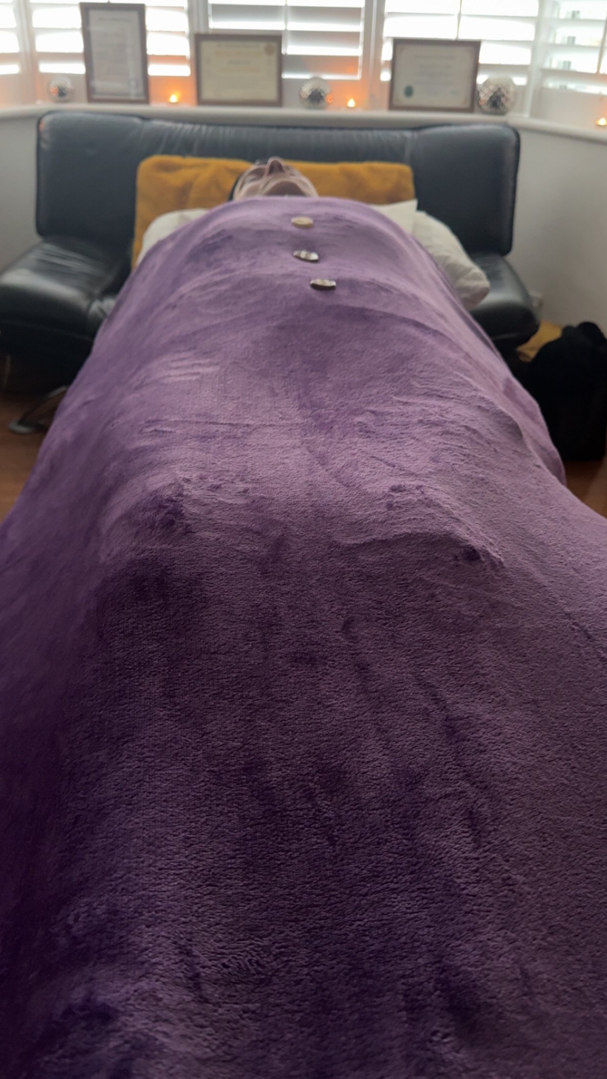 Reiki healing treatment taking place on a Client in Enfield Middlesex